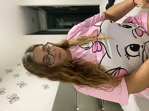 AntonellaAlondra4 online show from 02/23/25, 08:06