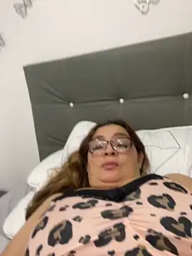 AntonellaAlondra4 online show from 02/25/25, 12:45