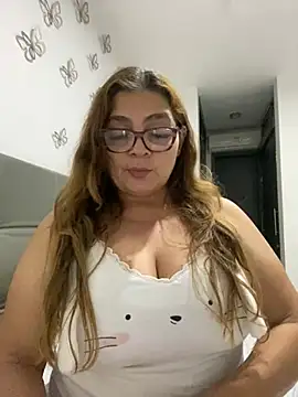AntonellaAlondra4 online show from 03/06/25, 03:35