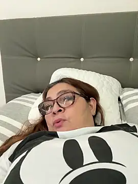 Snapshot of AntonellaAlondra4 chatting on 02/10/26, 12:53 AntonellaAlondra4 online show from 02/10/26, 12:53