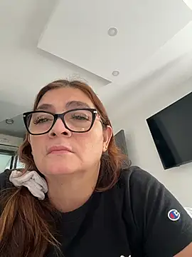 Snapshot of AntonellaAlondra4 chatting on 03/13/26, 02:23 AntonellaAlondra4 online show from 03/13/26, 02:23