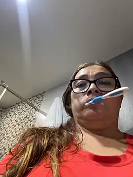 Snapshot of AntonellaAlondra4 chatting on 03/17/26, 02:42 AntonellaAlondra4 online show from 03/17/26, 02:42