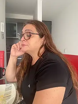 Snapshot of AntonellaAlondra4 chatting on 03/23/26, 02:21 AntonellaAlondra4 online show from 03/23/26, 02:21