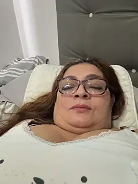 Snapshot of AntonellaAlondra4 chatting on 04/11/26, 01:26 AntonellaAlondra4 online show from 04/11/26, 01:26