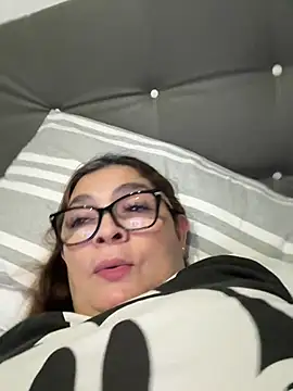 Snapshot of AntonellaAlondra4 chatting on 06/11/26, 03:04 AntonellaAlondra4 online show from 06/11/26, 03:04