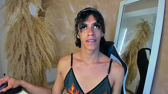 Snapshot of APRILL_FOXX chatting on 03/17/26, 09:51 APRILL FOXX online show from 03/17/26, 09:51