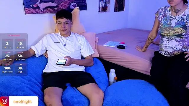 Snapshot of kitty_of_nighttt chatting on 01/30/25, 02:49 kitty of nighttt online show from 01/30/25, 02:49