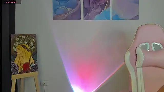 Pretty  zoe online show from 02/24/25, 12:20