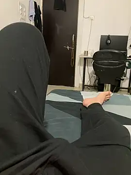 tarun997700 online show from 12/29/24, 05:01