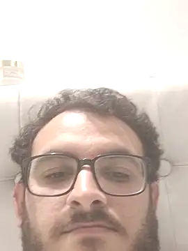 tarun997700 online show from 10/14/25, 07:25