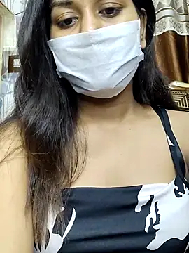Snapshot of its_sophiaa chatting on 07/14/26, 09:58 its sophiaa online show from 07/14/26, 09:58