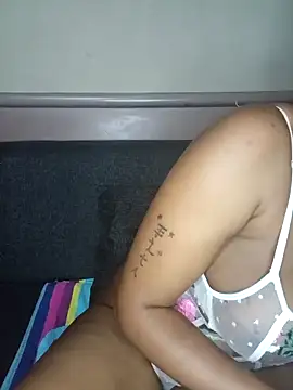 Snapshot of slimcate91 chatting on 02/15/25, 07:50 slimcate91 online show from 02/15/25, 07:50