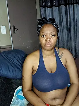 Snapshot of slimcate91 chatting on 04/09/26, 10:37 slimcate91 online show from 04/09/26, 10:37