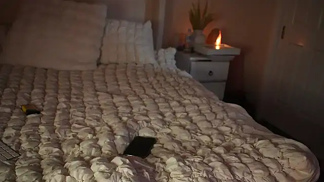 notoriousnatureXO online show from 11/13/25, 11:42