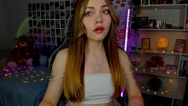 AkiraKatsu online show from 09/24/25, 11:46