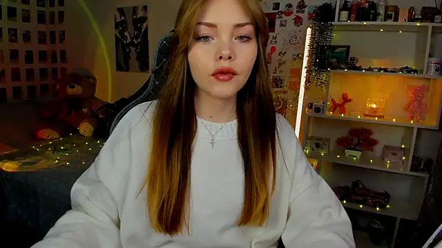 AkiraKatsu online show from 11/29/25, 10:29