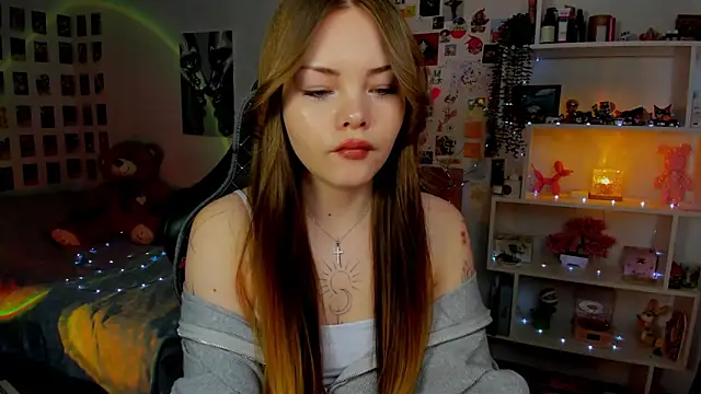 Snapshot of AkiraKatsu chatting on 03/07/26, 10:01 AkiraKatsu online show from 03/07/26, 10:01