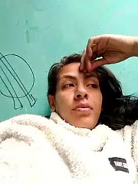 Snapshot of Alisson_420 chatting on 11/26/25, 05:58 Alisson 420 online show from 11/26/25, 05:58