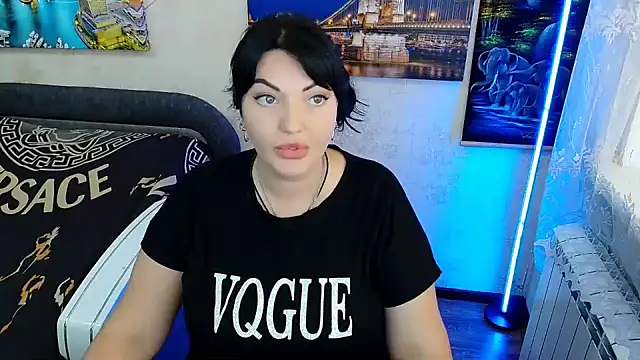 Lady Boom Wild  online show from 09/23/25, 09:56