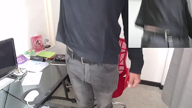 Snapshot of Dylanwish chatting on 12/04/24, 01:53 Dylanwish online show from 12/04/24, 01:53