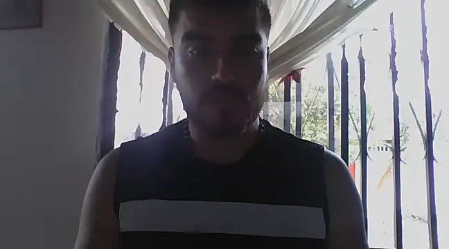 Snapshot of Dylanwish chatting on 01/04/25, 04:54 Dylanwish online show from 01/04/25, 04:54