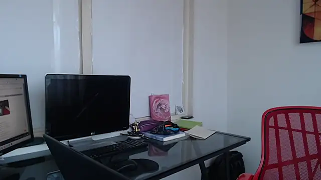 Snapshot of Dylanwish chatting on 02/03/25, 08:03 Dylanwish online show from 02/03/25, 08:03