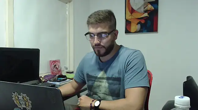 Snapshot of Dylanwish chatting on 02/08/25, 11:24 Dylanwish online show from 02/08/25, 11:24