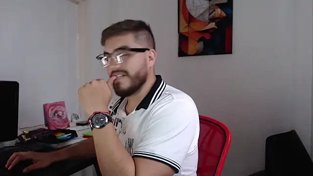 Snapshot of Dylanwish chatting on 02/10/25, 10:30 Dylanwish online show from 02/10/25, 10:30