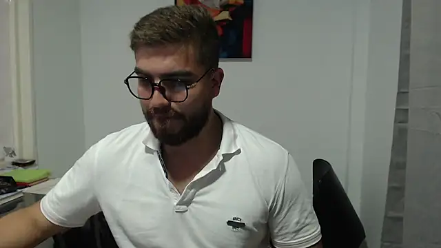 Snapshot of Dylanwish chatting on 02/18/25, 12:15 Dylanwish online show from 02/18/25, 12:15