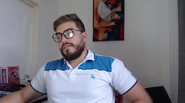 Snapshot of Dylanwish chatting on 03/01/25, 10:31 Dylanwish online show from 03/01/25, 10:31