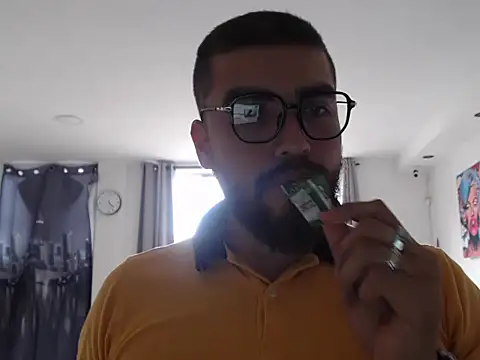 Snapshot of Dylanwish chatting on 09/19/25, 09:26 Dylanwish online show from 09/19/25, 09:26