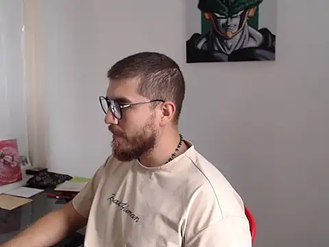 Snapshot of Dylanwish chatting on 09/30/25, 07:19 Dylanwish online show from 09/30/25, 07:19