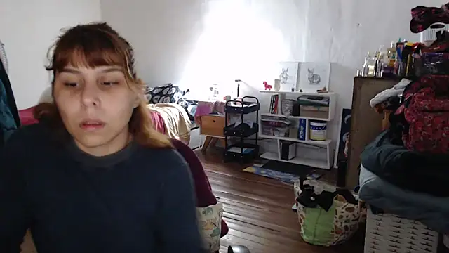 Snapshot of bunnylolaa4 chatting on 10/26/25, 09:15 bunnylolaa4 online show from 10/26/25, 09:15