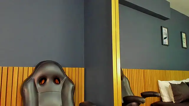 Snapshot of NathRossi chatting on 02/26/25, 01:32 NathRossi online show from 02/26/25, 01:32