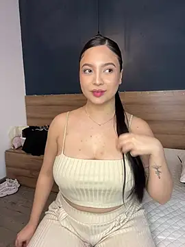 Snapshot of NathRossi chatting on 03/21/25, 11:01 NathRossi online show from 03/21/25, 11:01