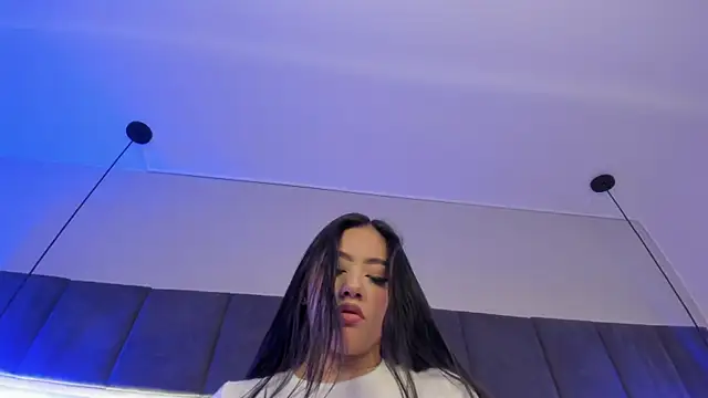 nicolle pierce online show from 01/25/25, 12:16