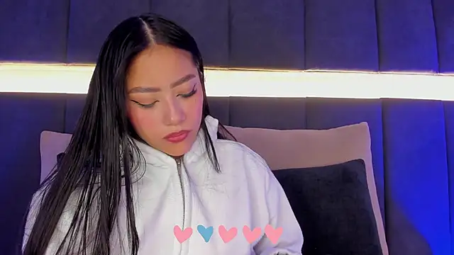 nicolle pierce online show from 02/14/25, 11:42