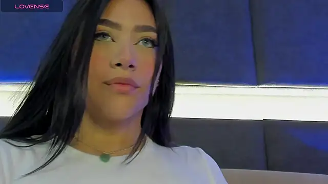 nicolle pierce online show from 03/19/25, 01:07