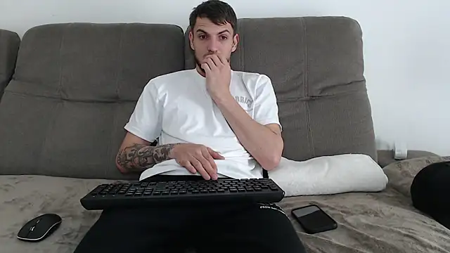 Your perfect boy online show from 04/28/26, 05:34