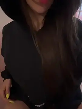 Snapshot of MariaIsabella8 chatting on 04/16/26, 09:15 MariaIsabella8 online show from 04/16/26, 09:15