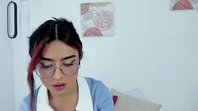 Snapshot of samantha__fairy chatting on 01/25/25, 06:46 samantha fairy online show from 01/25/25, 06:46