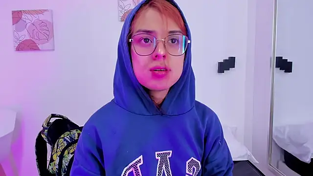 Snapshot of samantha__fairy chatting on 02/15/25, 01:27 samantha fairy online show from 02/15/25, 01:27