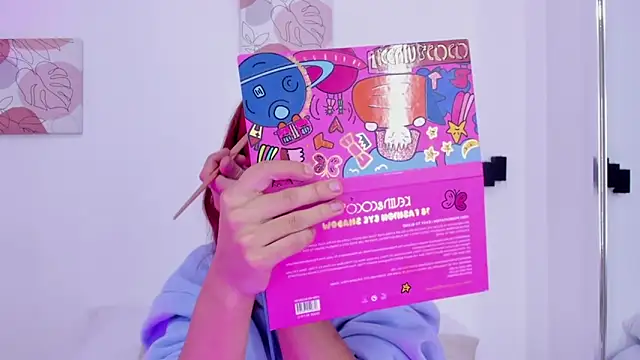 Snapshot of samantha__fairy chatting on 03/08/25, 01:03 samantha fairy online show from 03/08/25, 01:03