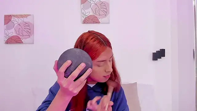 Snapshot of samantha__fairy chatting on 03/10/25, 12:37 samantha fairy online show from 03/10/25, 12:37