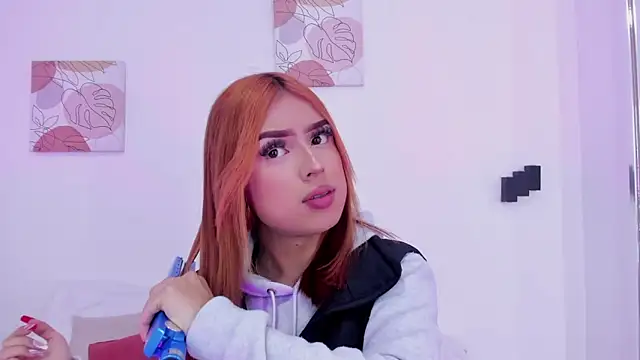 Snapshot of samantha__fairy chatting on 03/18/25, 01:31 samantha fairy online show from 03/18/25, 01:31