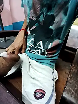 Snapshot of Afgref5335 chatting on 09/09/25, 06:13 Afgref5335 online show from 09/09/25, 06:13