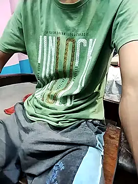 Snapshot of Afgref5335 chatting on 09/21/25, 05:25 Afgref5335 online show from 09/21/25, 05:25