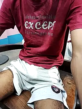 Snapshot of Afgref5335 chatting on 09/26/25, 09:13 Afgref5335 online show from 09/26/25, 09:13