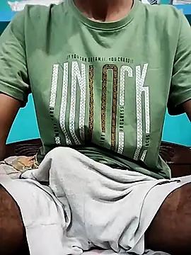 Snapshot of Afgref5335 chatting on 10/07/25, 05:10 Afgref5335 online show from 10/07/25, 05:10