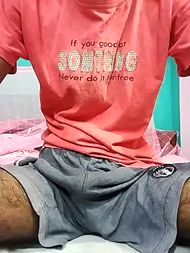 Snapshot of Afgref5335 chatting on 10/27/25, 09:13 Afgref5335 online show from 10/27/25, 09:13